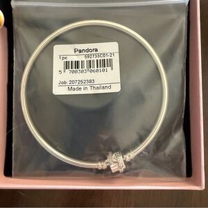 PANDORA Moments Sparkling Shooting Star Charm Bangle/Bracelet